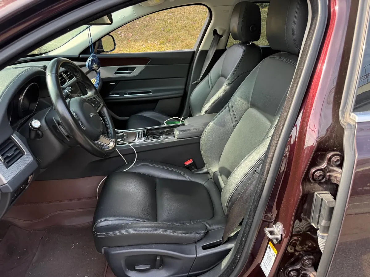 2019 HongQi HS7 3.0T 337HP V6 8AT,autocango,china used car exporter,china ev exporter,chinese used car exporter,chinese used ev exporter