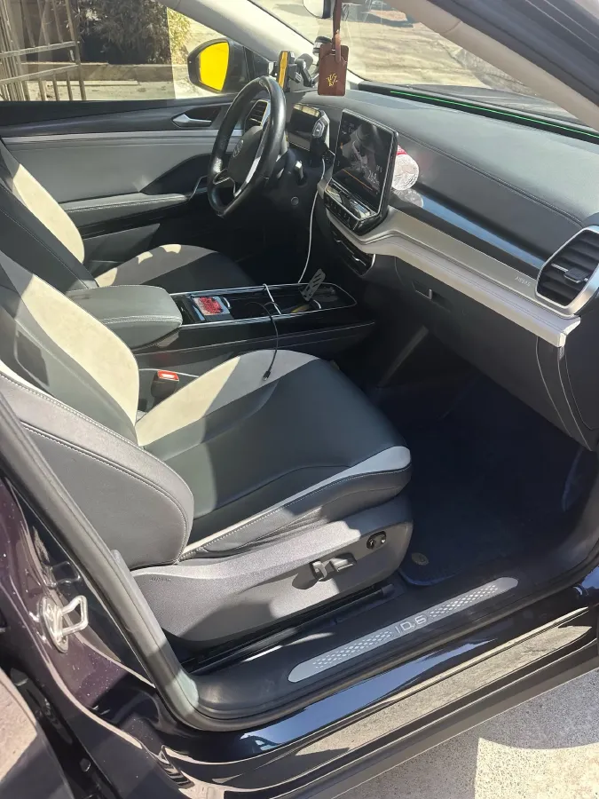 2022 Volkswagen ID.6 Crozz BEV 62.6KWH,autocango,china used car exporter,china ev exporter,chinese used car exporter,chinese used ev exporter