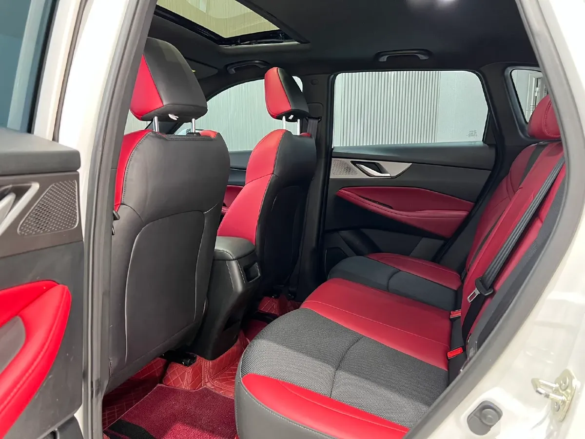 2023 ChangAn CS35 Plus 1.4T 160HP L4 7DCT,autocango,china used car exporter,china ev exporter,chinese used car exporter,chinese used ev exporter