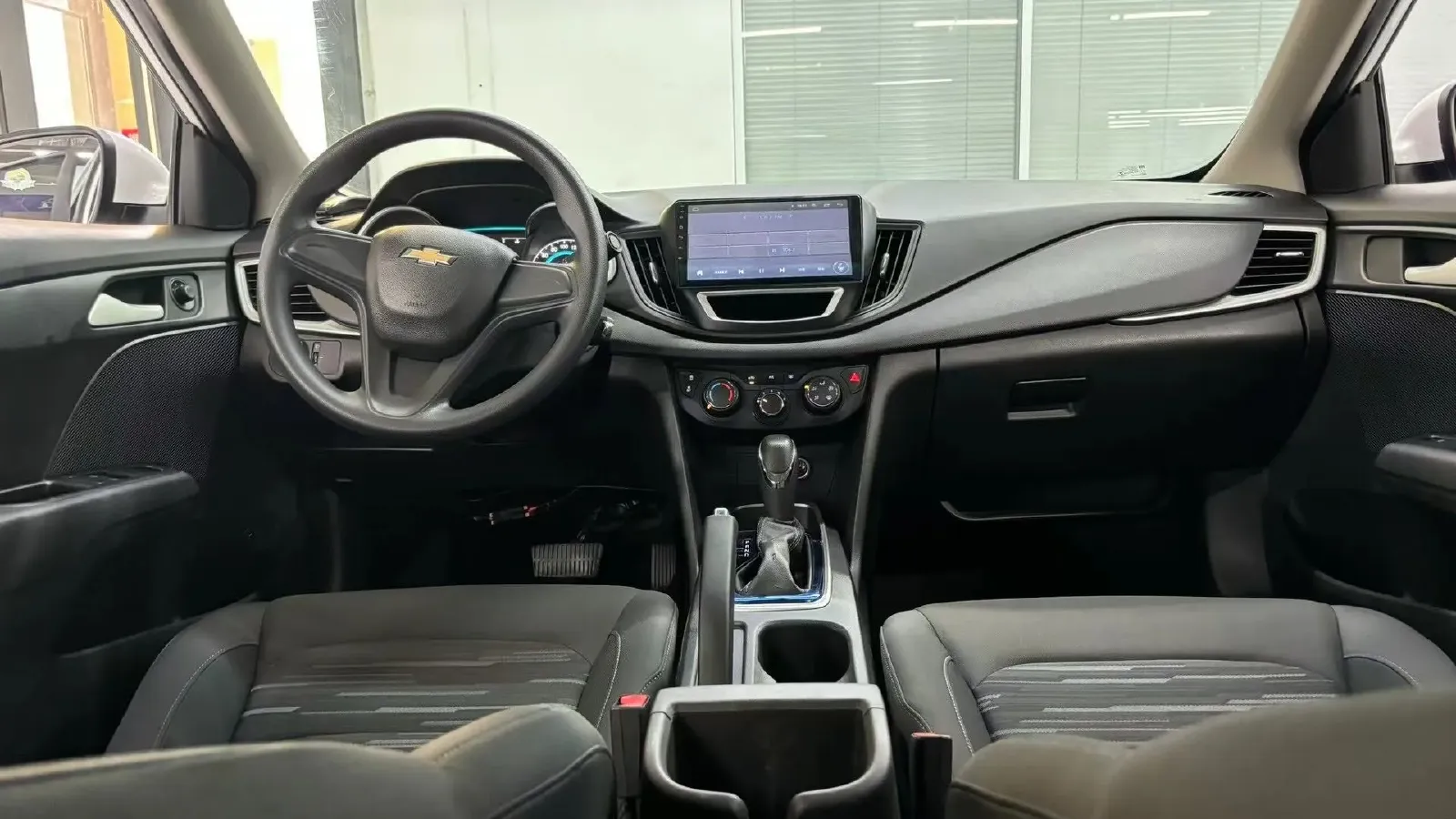 2019 Chevrolet Cavalier 1.5L 113HP L4 6AT,autocango,china used car exporter,china ev exporter,chinese used car exporter,chinese used ev exporter