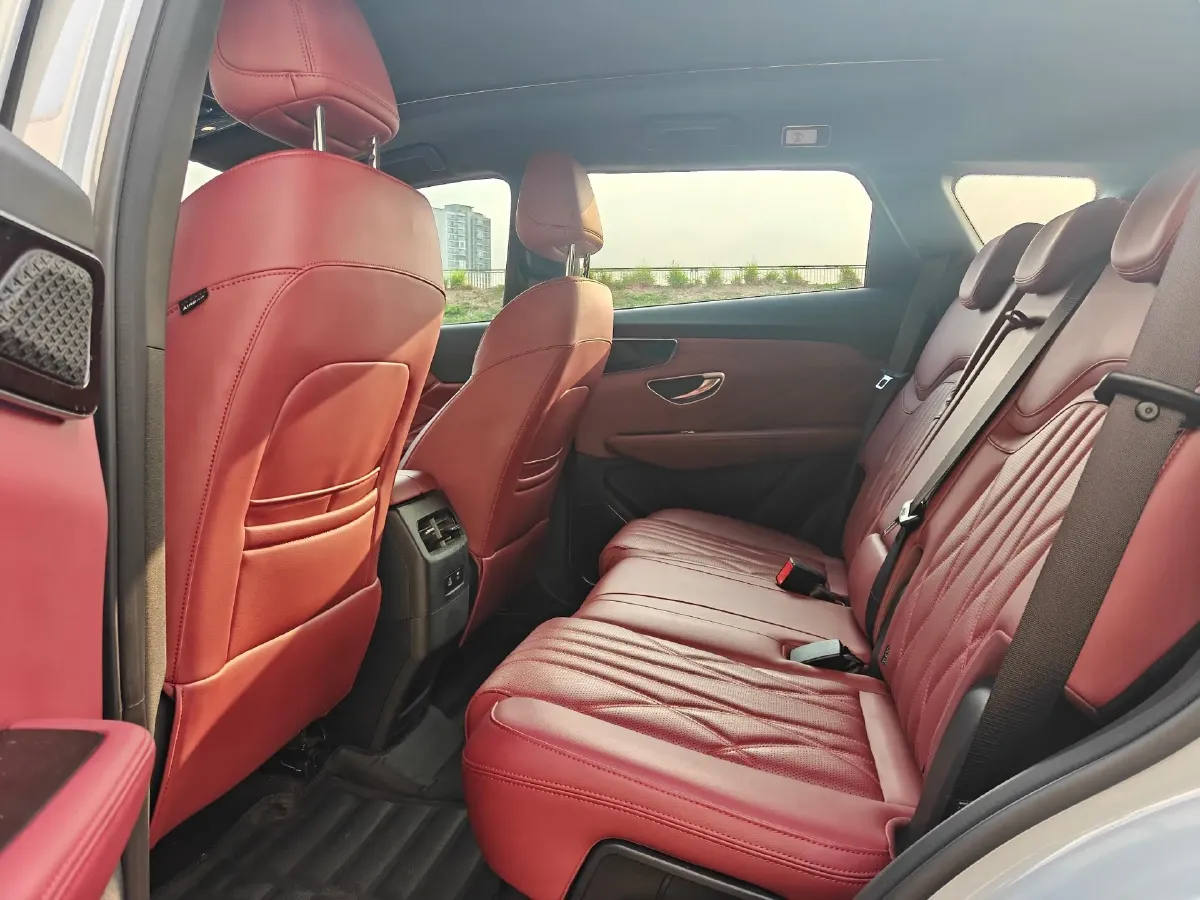 2025 Jetour X70 Plus 1.5T 184HP L4 7DCT,autocango,china used car exporter,china ev exporter,chinese used car exporter,chinese used ev exporter