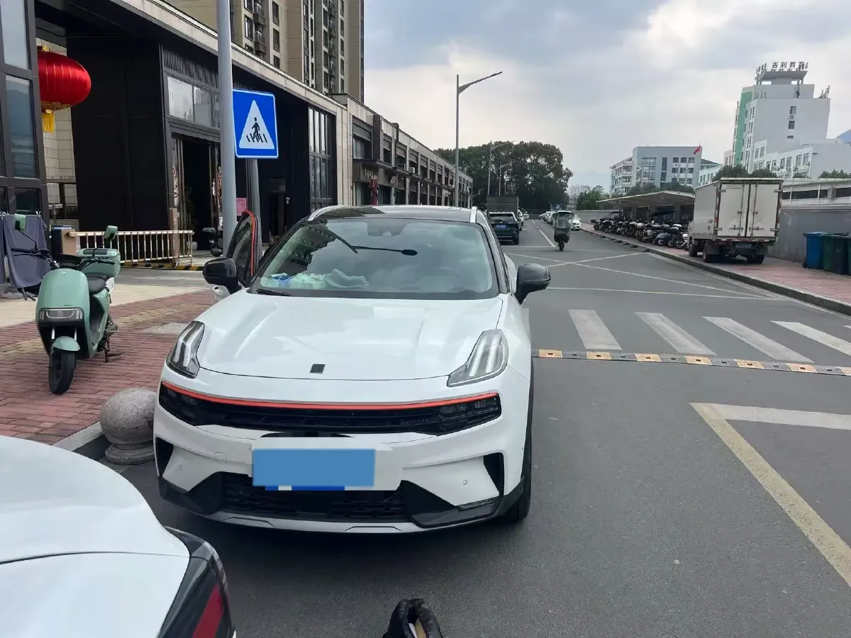 2020 LYNK&CO 06 1.5T 177HP L3 7DCT,autocango,china used car exporter,china ev exporter,chinese used car exporter,chinese used ev exporter