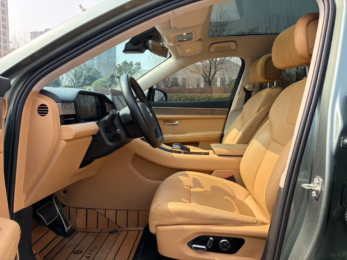 2022 Infiniti Q50L 2.0T 211HP L4 7AT,autocango,china used car exporter,china ev exporter,chinese used car exporter,chinese used ev exporter