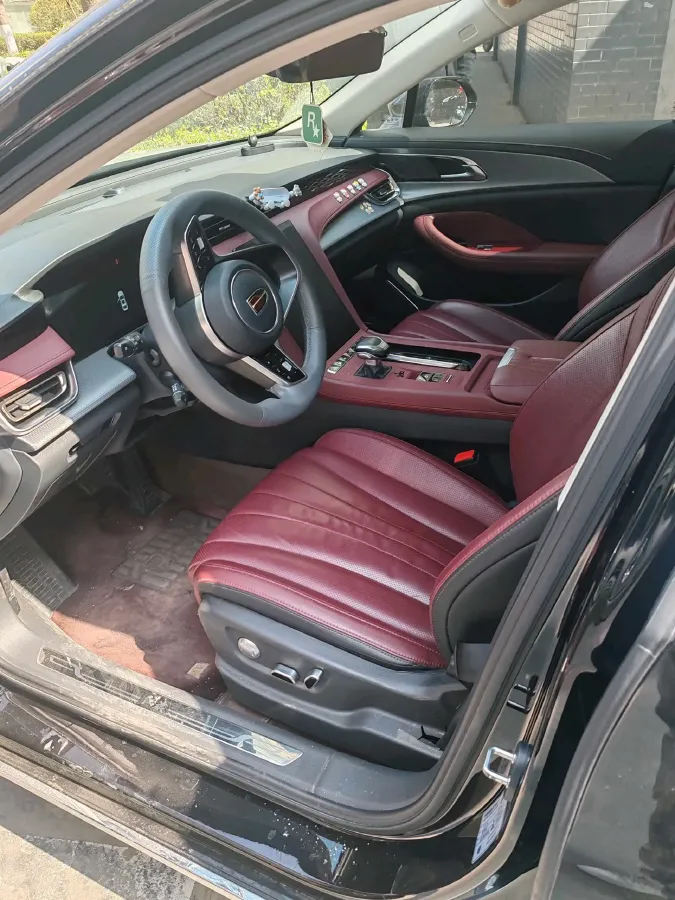 2023 HongQi H5 2.0T 224HP L4 8AT,autocango,china used car exporter,china ev exporter,chinese used car exporter,chinese used ev exporter