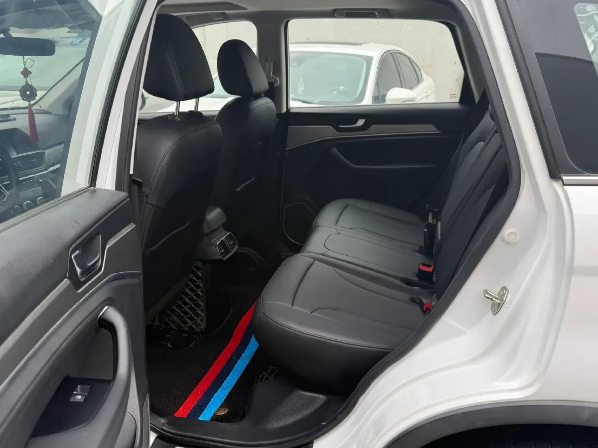 2018 Haval H6 1.5T 150HP L4 6MT,autocango,china used car exporter,china ev exporter,chinese used car exporter,chinese used ev exporter