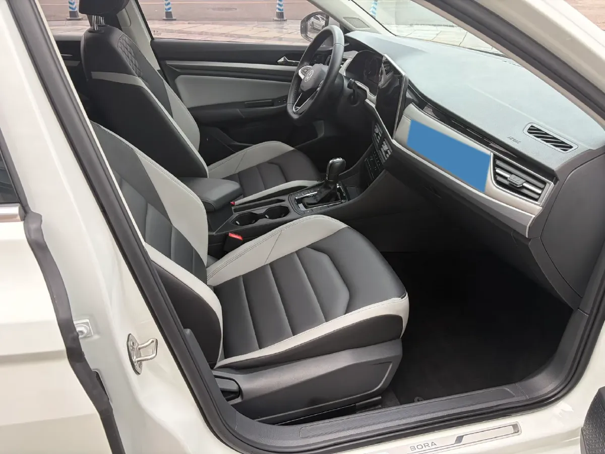 2023 Volkswagen Bora 1.5T 160HP L4 7DCT,autocango,china used car exporter,china ev exporter,chinese used car exporter,chinese used ev exporter
