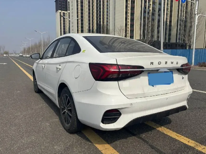 2021 Roewe i5 1.5L 120HP L4 CVT,autocango,china used car exporter,china ev exporter,chinese used car exporter,chinese used ev exporter