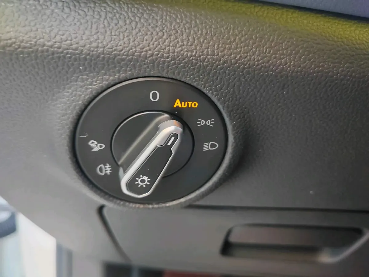 2023 Volkswagen Sagitar 1.4T 150HP L4 7DCT,autocango,china used car exporter,china ev exporter,chinese used car exporter,chinese used ev exporter