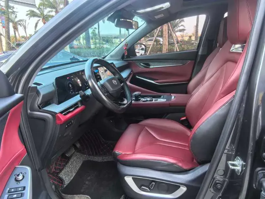 2022 ChangAn CS75 Plus 1.5T 178HP L4 6AT,autocango,china used car exporter,china ev exporter,chinese used car exporter,chinese used ev exporter