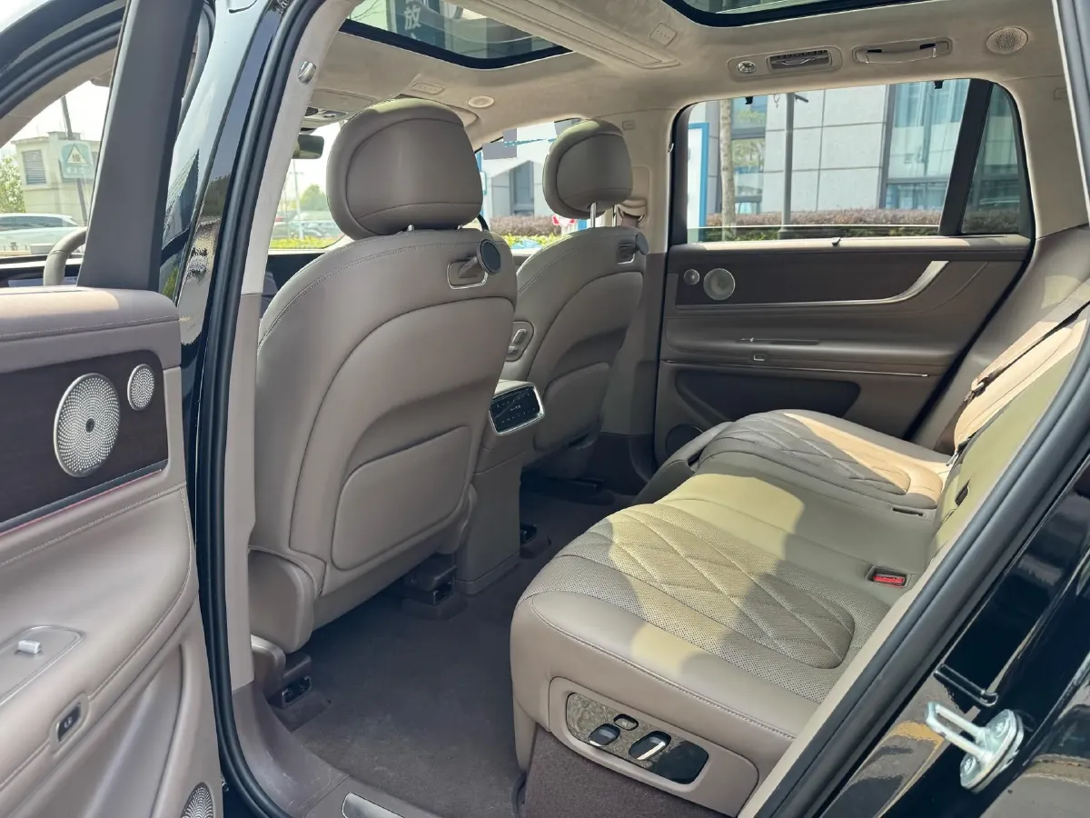 2025 AITO AITO M9 BEV 100KWH,autocango,china used car exporter,china ev exporter,chinese used car exporter,chinese used ev exporter