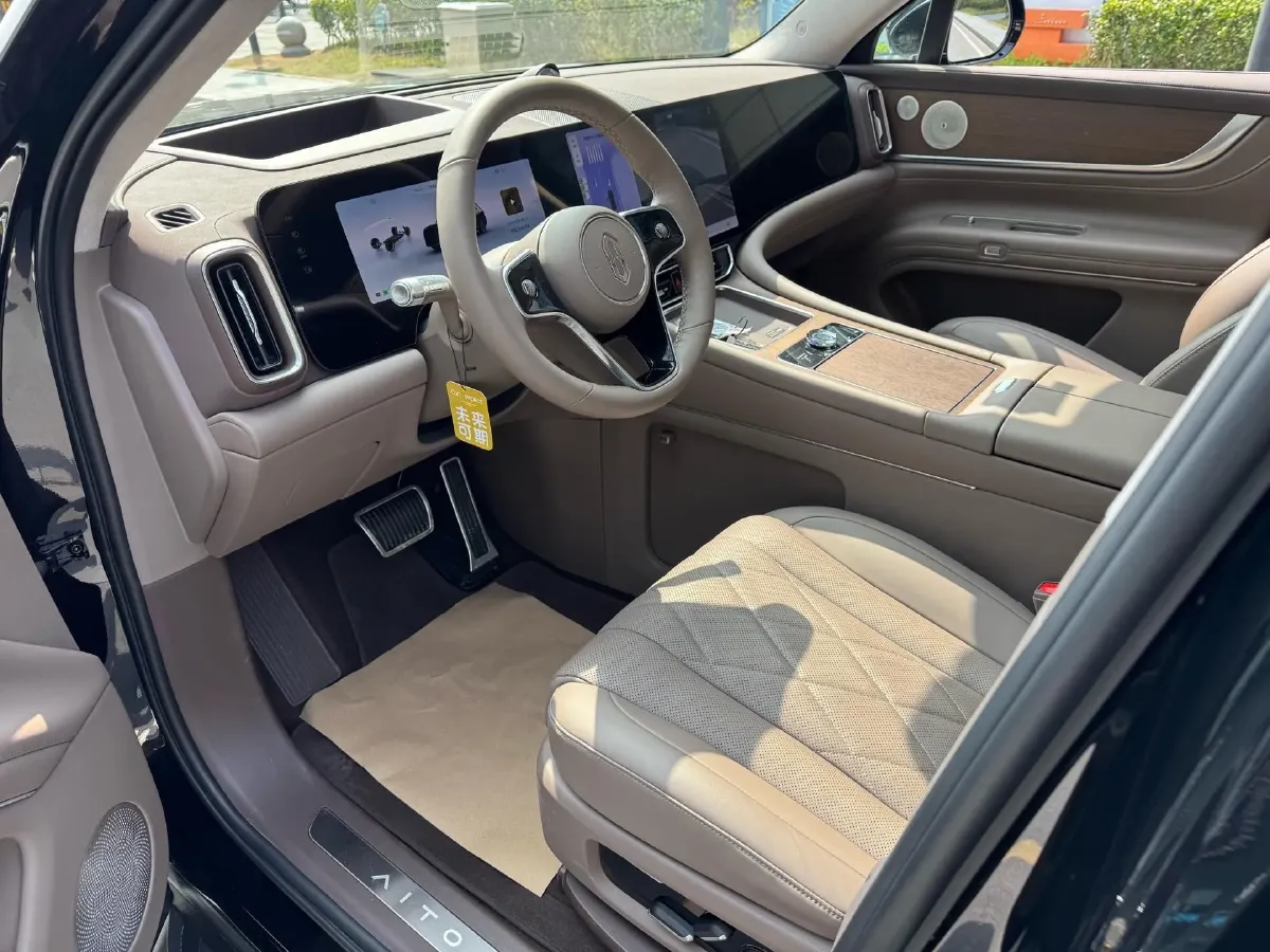 2025 AITO AITO M9 BEV 100KWH,autocango,china used car exporter,china ev exporter,chinese used car exporter,chinese used ev exporter