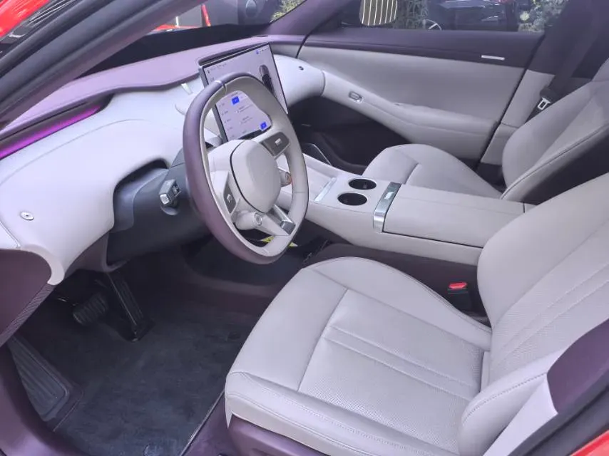 2025 MI YU7 BEV,autocango,china used car exporter,china ev exporter,chinese used car exporter,chinese used ev exporter