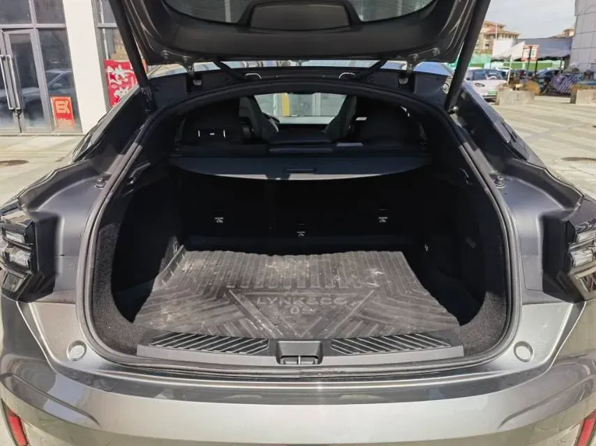 2020 LYNK&CO 05 2.0T 254HP L4 8AT,autocango,china used car exporter,china ev exporter,chinese used car exporter,chinese used ev exporter
