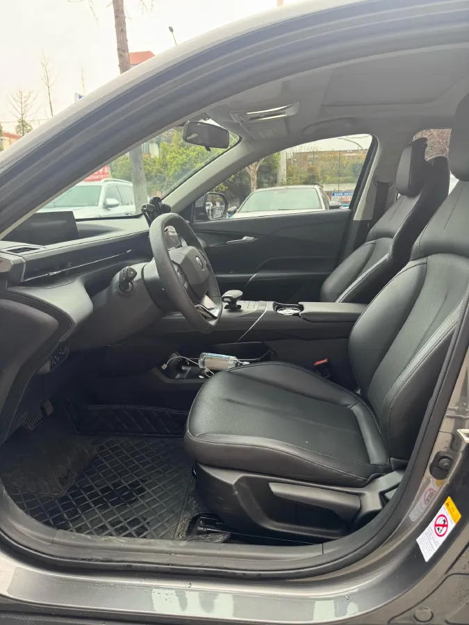 2025 ChangAn Eado 1.5T 192HP L4 7DCT,autocango,china used car exporter,china ev exporter,chinese used car exporter,chinese used ev exporter