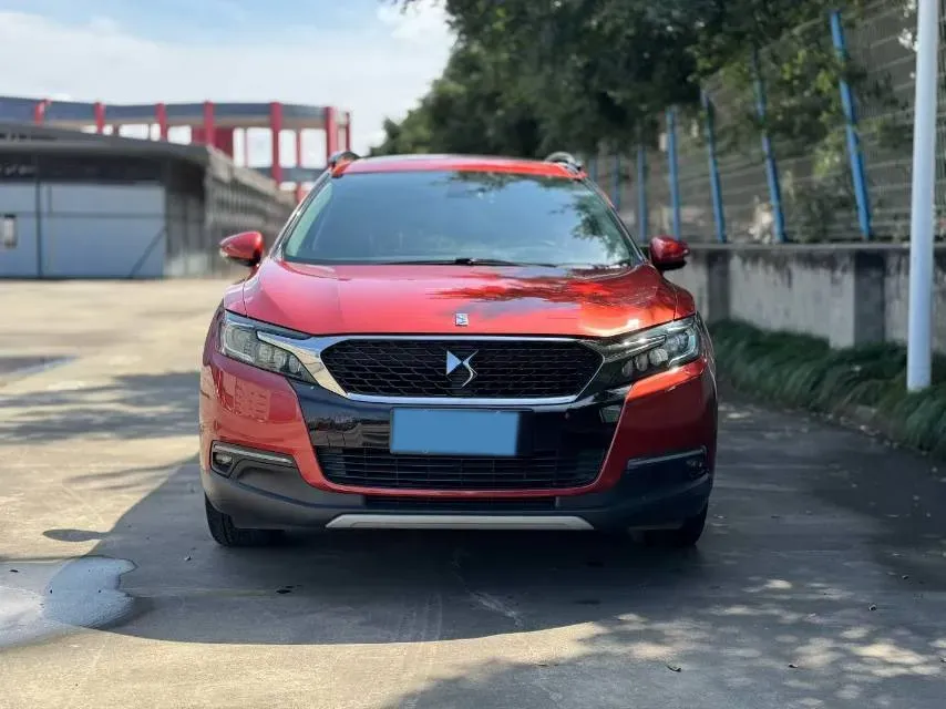 2018 DS 6 1.6T 167HP L4 6AT,autocango,china used car exporter,china ev exporter,chinese used car exporter,chinese used ev exporter
