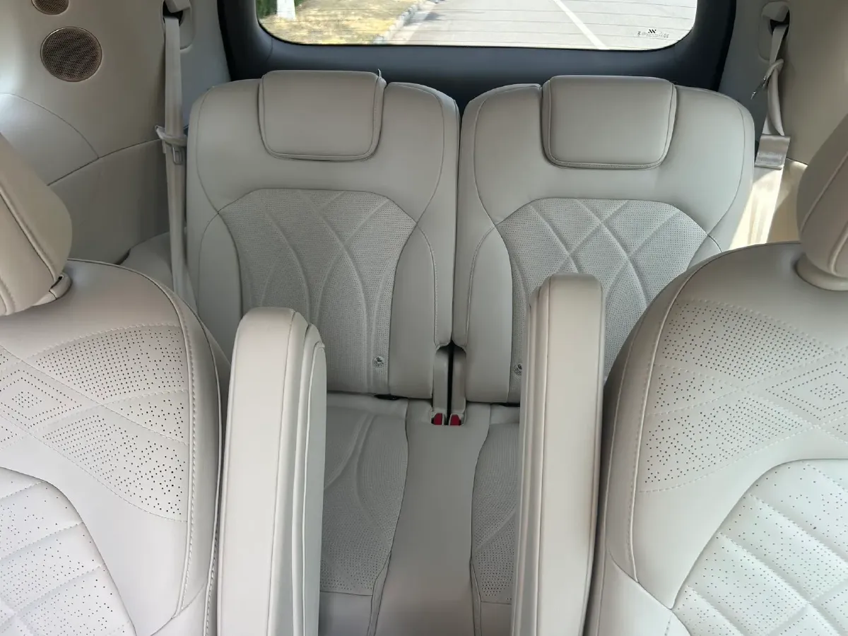 2026 IM LS9 REEV 155HP REEV,autocango,china used car exporter,china ev exporter,chinese used car exporter,chinese used ev exporter