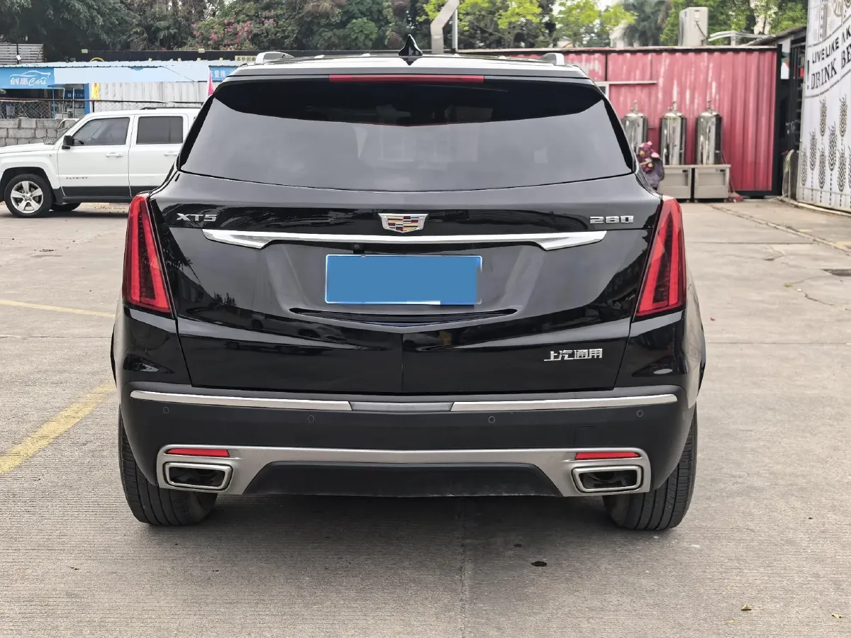 2021 Cadillac XT5 2.0T 237HP L4 9AT,autocango,china used car exporter,china ev exporter,chinese used car exporter,chinese used ev exporter