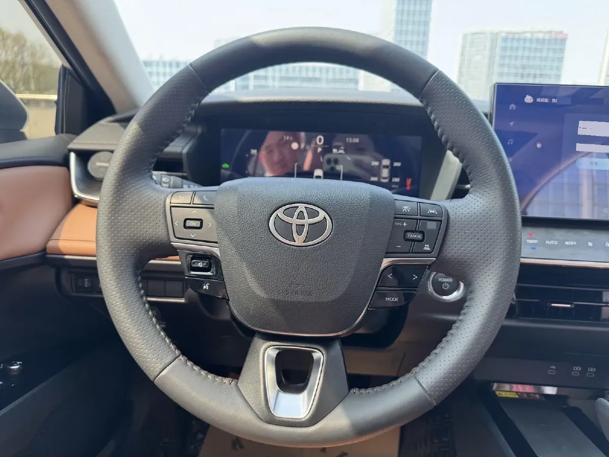 2025 Toyota Camry 2.0L 152HP L4 E-CVT Hybrid,autocango,china used car exporter,china ev exporter,chinese used car exporter,chinese used ev exporter