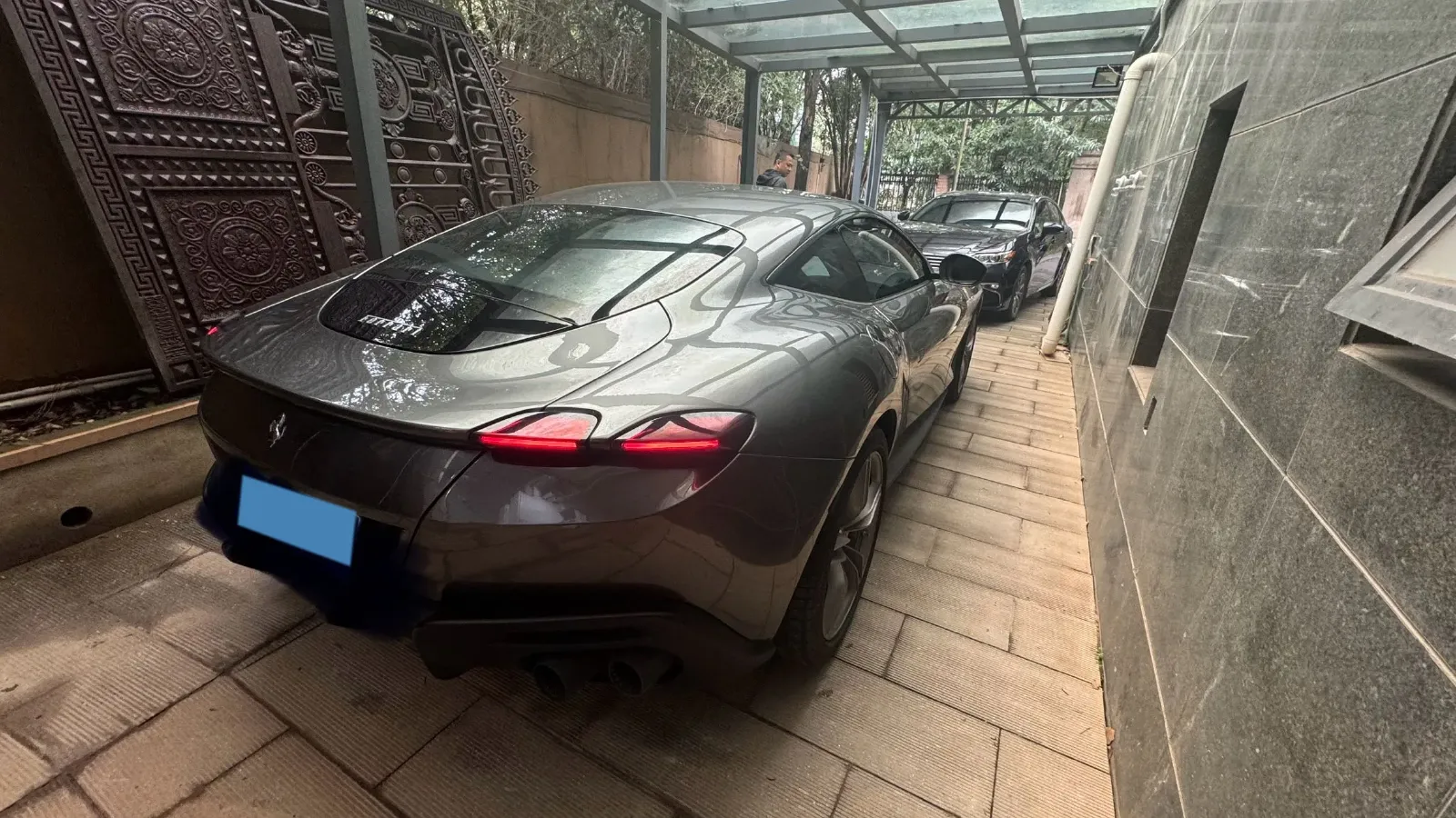 2020 Ferrari Roma 3.9T 620HP V8 8DCT,autocango,china used car exporter,china ev exporter,chinese used car exporter,chinese used ev exporter