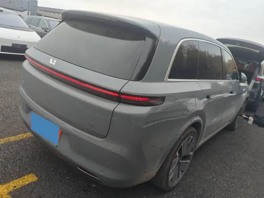 2024 Ford Bronco 2.3T 275HP L4 10AT,autocango,china used car exporter,china ev exporter,chinese used car exporter,chinese used ev exporter