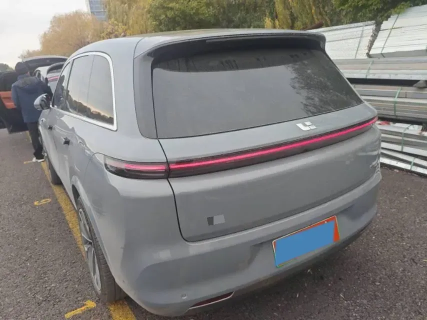 2024 Ford Bronco 2.3T 275HP L4 10AT,autocango,china used car exporter,china ev exporter,chinese used car exporter,chinese used ev exporter