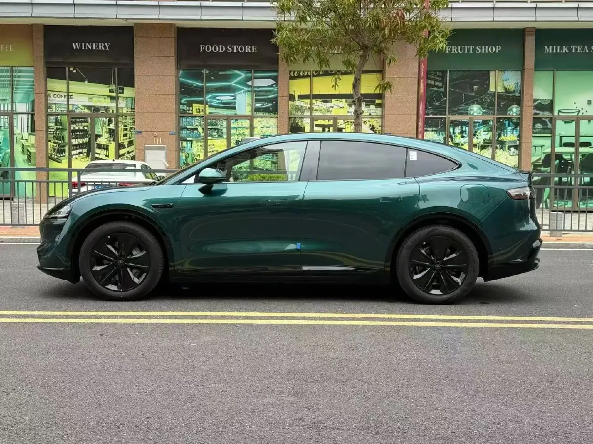 2026 Luxeed R7 REEV 156HP REEV,autocango,china used car exporter,china ev exporter,chinese used car exporter,chinese used ev exporter