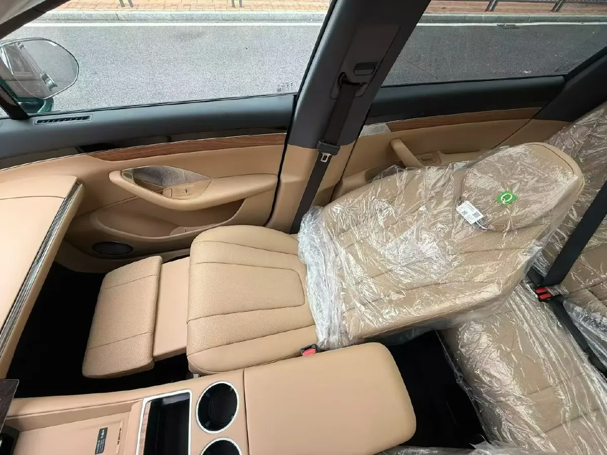 2026 Luxeed R7 REEV 156HP REEV,autocango,china used car exporter,china ev exporter,chinese used car exporter,chinese used ev exporter