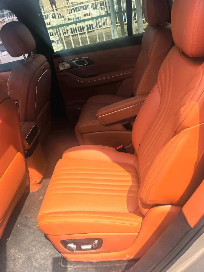 2025 Volkswagen Tiguan L 2.0T 220HP L4 7DCT,autocango,china used car exporter,china ev exporter,chinese used car exporter,chinese used ev exporter