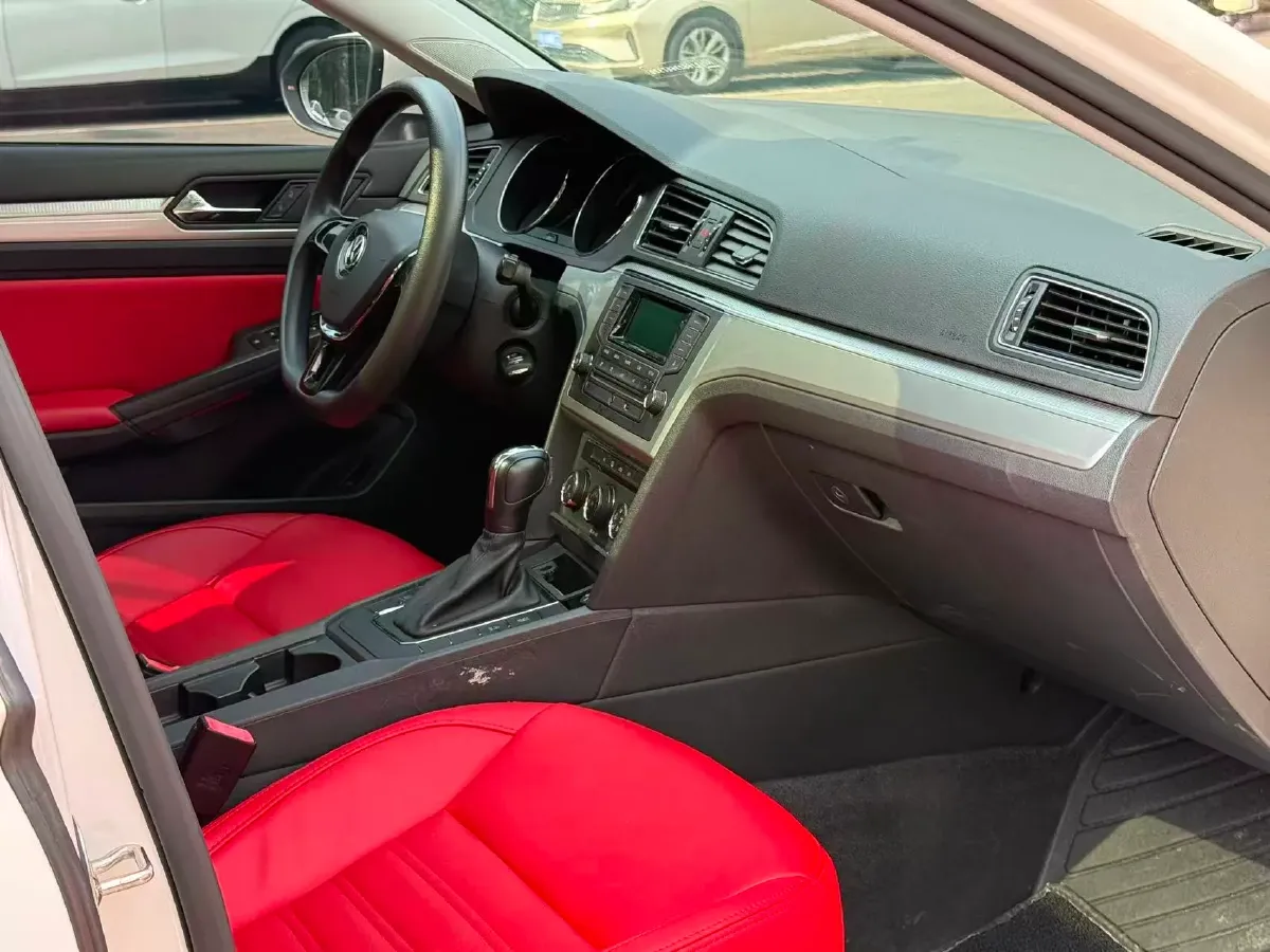 2018 Volkswagen Lamando 1.4T 131HP L4 7DCT,autocango,china used car exporter,china ev exporter,chinese used car exporter,chinese used ev exporter