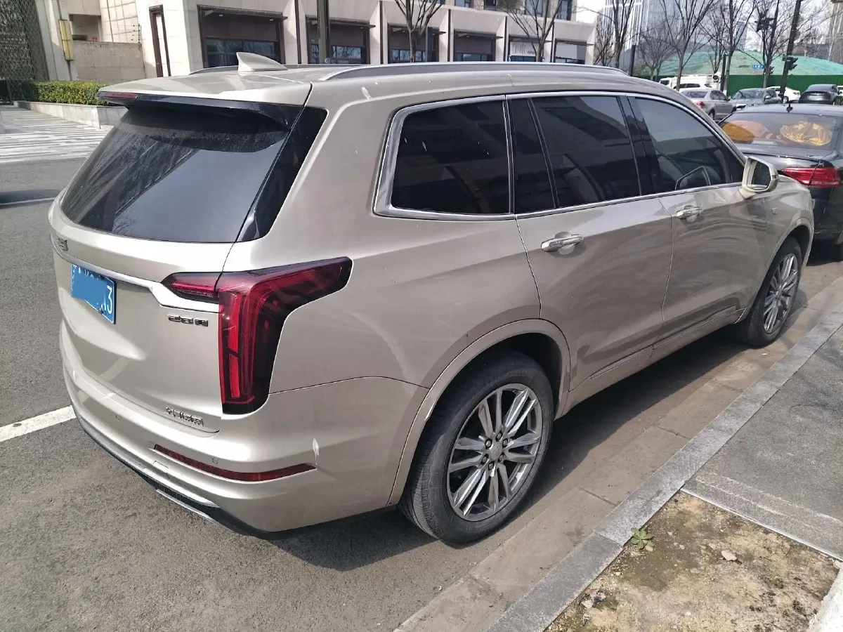 2021 Cadillac XT6 2.0T 237HP L4 9AT,autocango,china used car exporter,china ev exporter,chinese used car exporter,chinese used ev exporter