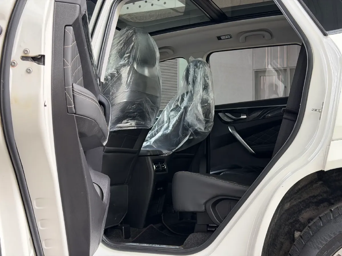 2020 Chery Tiggo 8 1.6T 197HP L4 7DCT,autocango,china used car exporter,china ev exporter,chinese used car exporter,chinese used ev exporter