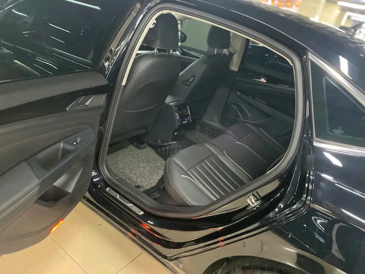 2023 Volkswagen Passat 2.0T 186HP L4 7DCT,autocango,china used car exporter,china ev exporter,chinese used car exporter,chinese used ev exporter