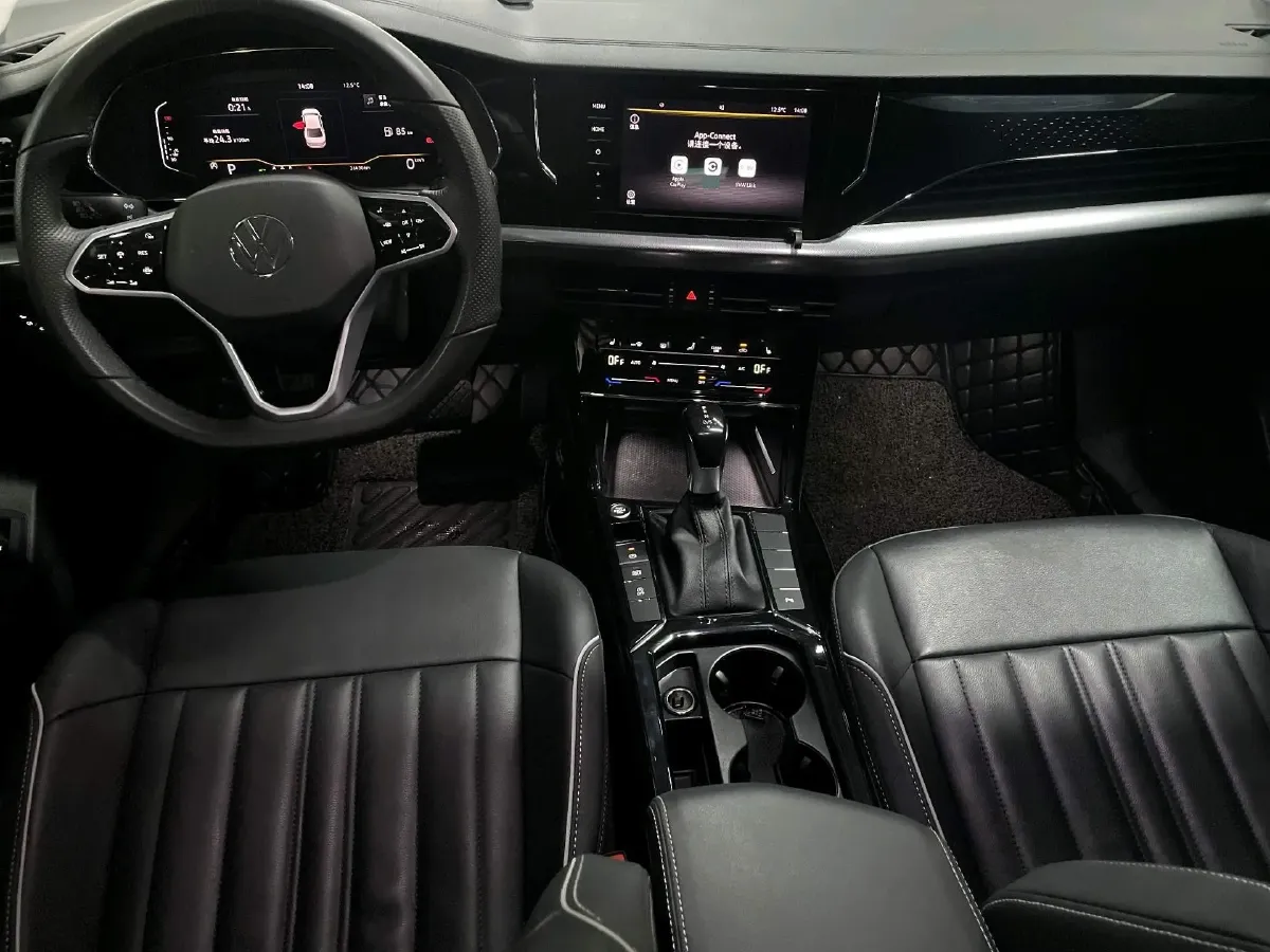 2023 Volkswagen Passat 2.0T 186HP L4 7DCT,autocango,china used car exporter,china ev exporter,chinese used car exporter,chinese used ev exporter