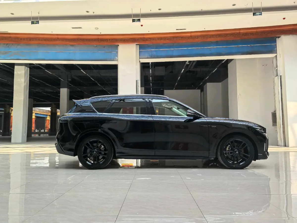 2024 Voyah FREE 1.5T 150HP L4 REEV 39.2KWH,autocango,china used car exporter,china ev exporter,chinese used car exporter,chinese used ev exporter