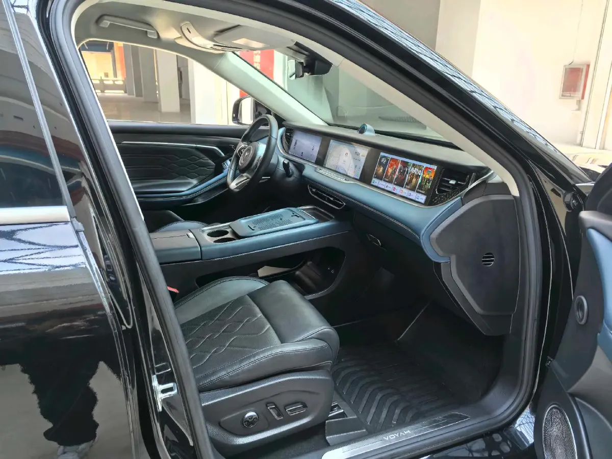 2024 Voyah FREE 1.5T 150HP L4 REEV 39.2KWH,autocango,china used car exporter,china ev exporter,chinese used car exporter,chinese used ev exporter