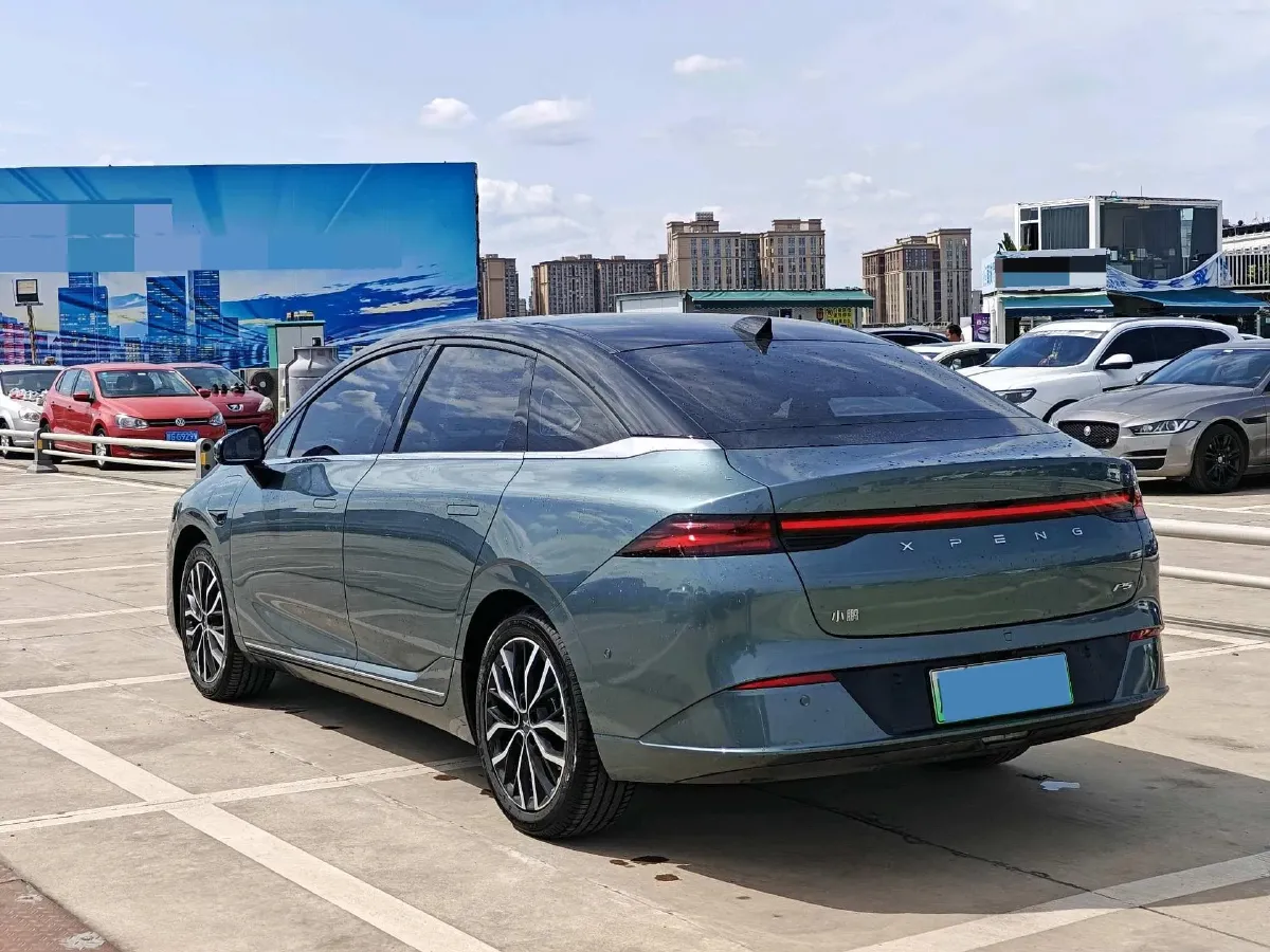 2024 Xpeng P5 BEV 55.4KWH,autocango,china used car exporter,china ev exporter,chinese used car exporter,chinese used ev exporter