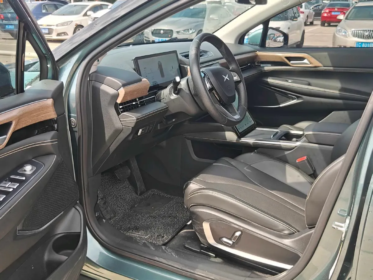 2024 Xpeng P5 BEV 55.4KWH,autocango,china used car exporter,china ev exporter,chinese used car exporter,chinese used ev exporter