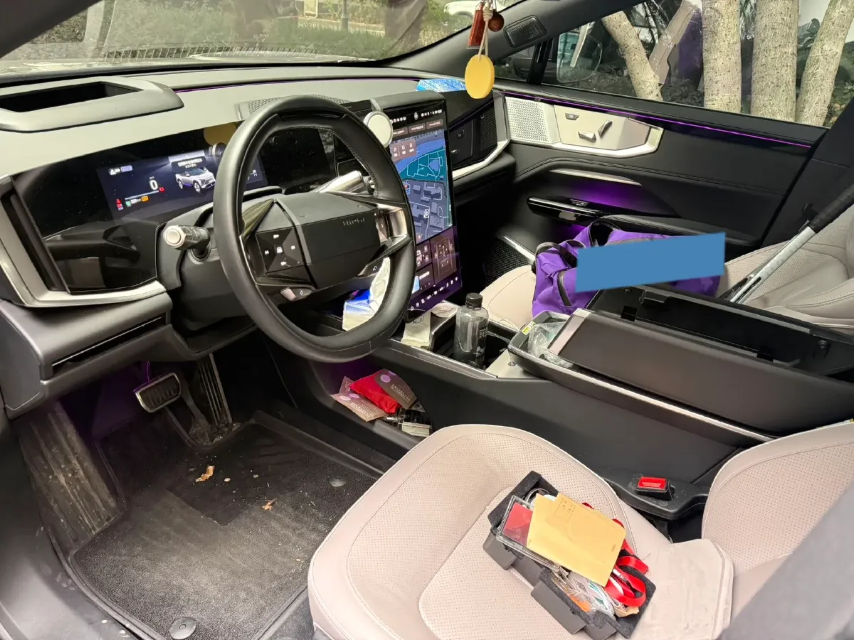 2023 HiPhi Y BEV 76.6KWH,autocango,china used car exporter,china ev exporter,chinese used car exporter,chinese used ev exporter