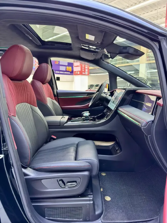 2023 GAC Trumpchi M8 2.0T 190HP L4 E-CVT Hybrid,autocango,china used car exporter,china ev exporter,chinese used car exporter,chinese used ev exporter