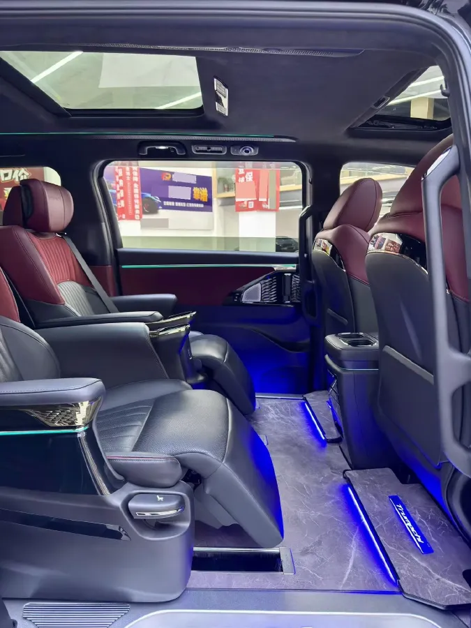 2023 GAC Trumpchi M8 2.0T 190HP L4 E-CVT Hybrid,autocango,china used car exporter,china ev exporter,chinese used car exporter,chinese used ev exporter