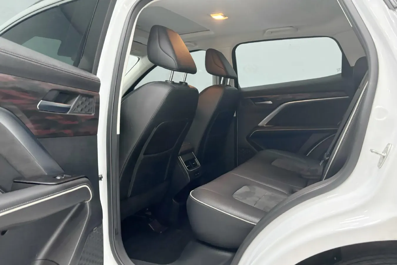 2021 Haval H6 1.5T 150HP L4 7DCT,autocango,china used car exporter,china ev exporter,chinese used car exporter,chinese used ev exporter