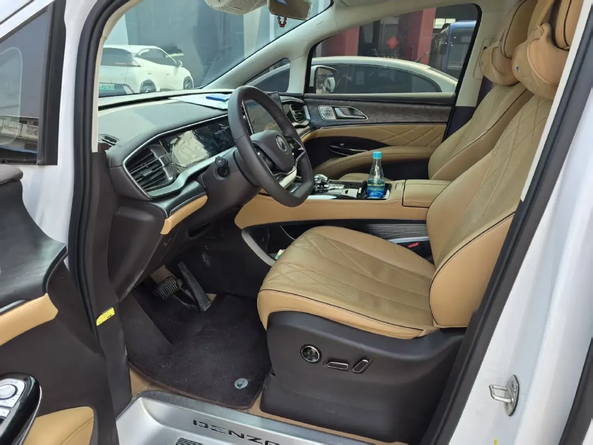 2024 Denza D9 1.5T 139HP L4 E-CVT PHEV 40KWH,autocango,china used car exporter,china ev exporter,chinese used car exporter,chinese used ev exporter