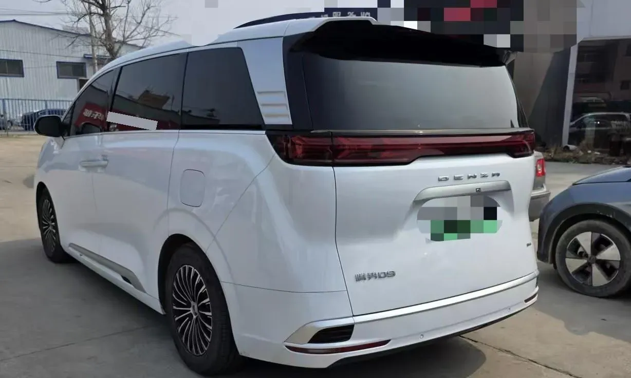 2024 Denza D9 1.5T 139HP L4 E-CVT PHEV 40KWH,autocango,china used car exporter,china ev exporter,chinese used car exporter,chinese used ev exporter