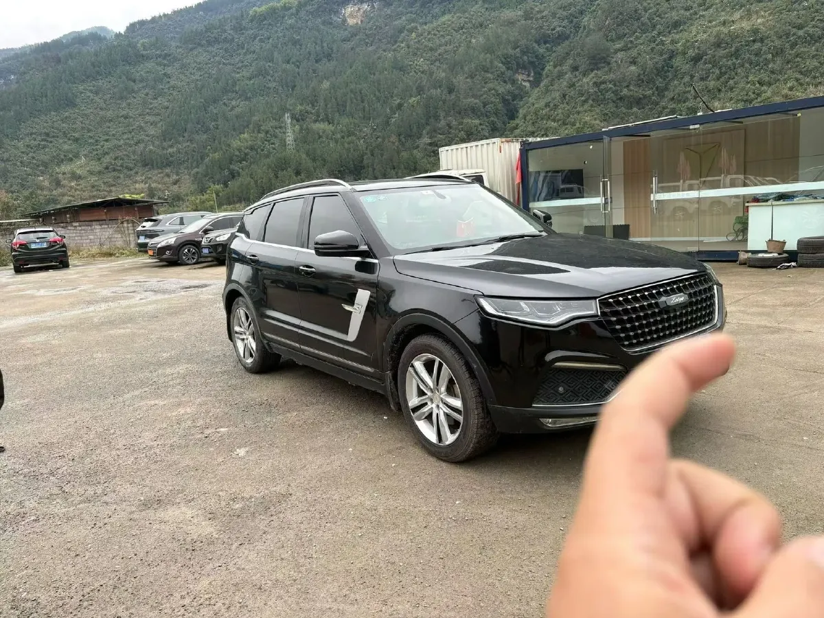 2017 Zotye T700 1.8T 177HP L4 6DCT,autocango,china used car exporter,china ev exporter,chinese used car exporter,chinese used ev exporter