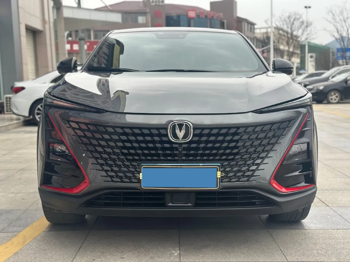 2021 ChangAn UNI-T 1.5T 180HP L4 7DCT,autocango,china used car exporter,china ev exporter,chinese used car exporter,chinese used ev exporter