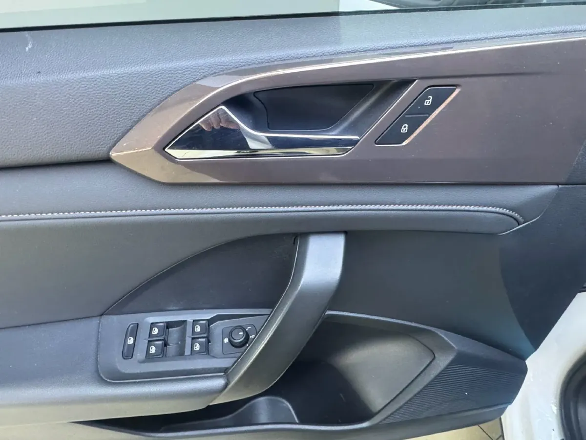 2022 Volkswagen Tharu 1.4T 150HP L4 7DCT,autocango,china used car exporter,china ev exporter,chinese used car exporter,chinese used ev exporter