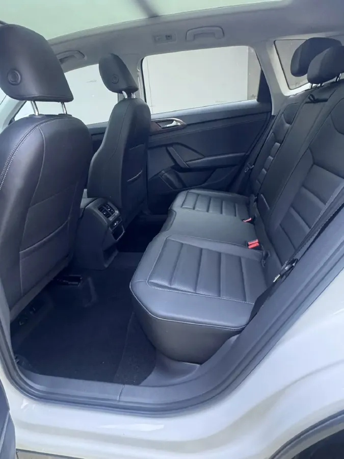 2022 Volkswagen Tharu 1.4T 150HP L4 7DCT,autocango,china used car exporter,china ev exporter,chinese used car exporter,chinese used ev exporter