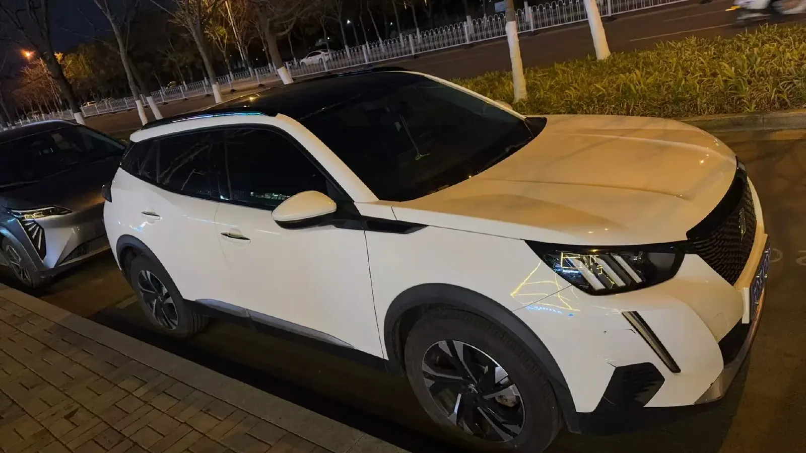 2020 Peugeot 2008 1.2T 136HP L3 6DCT,autocango,china used car exporter,china ev exporter,chinese used car exporter,chinese used ev exporter