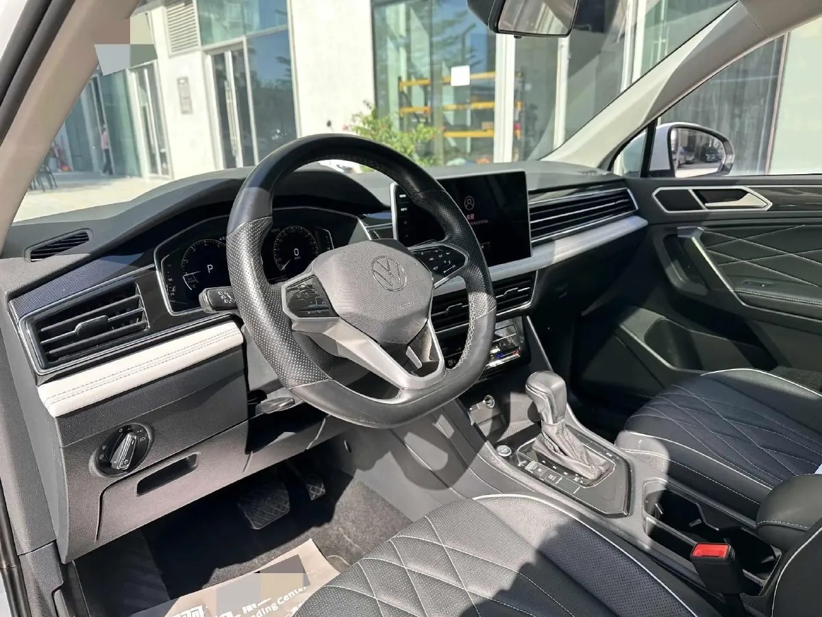 2023 Volkswagen Tiguan L 1.5T 160HP L4 7DCT,autocango,china used car exporter,china ev exporter,chinese used car exporter,chinese used ev exporter