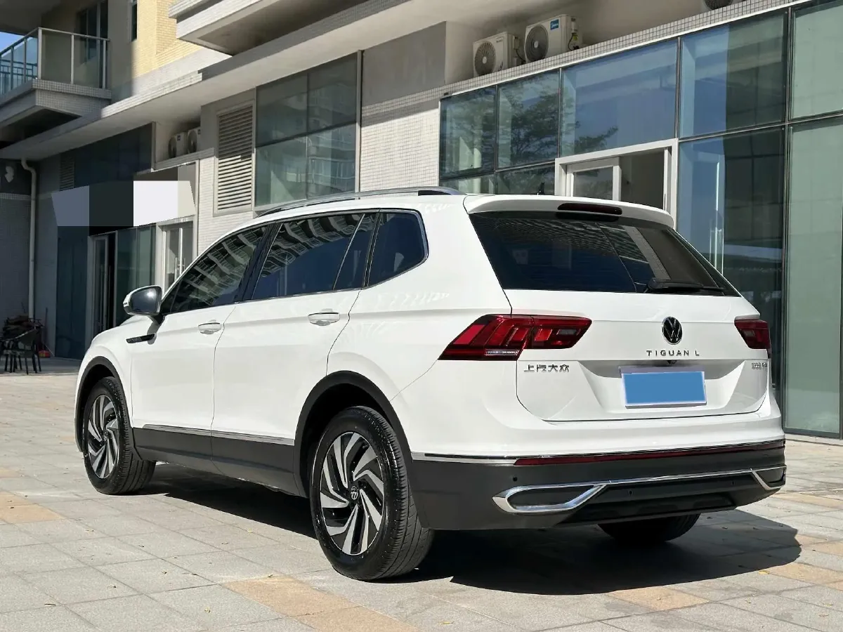 2023 Volkswagen Tiguan L 1.5T 160HP L4 7DCT,autocango,china used car exporter,china ev exporter,chinese used car exporter,chinese used ev exporter